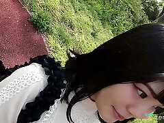 Japanese Amateur Teen Gets Fingered on Camera