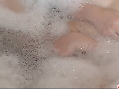 Haruka Oosawa's Sultry Solo Action